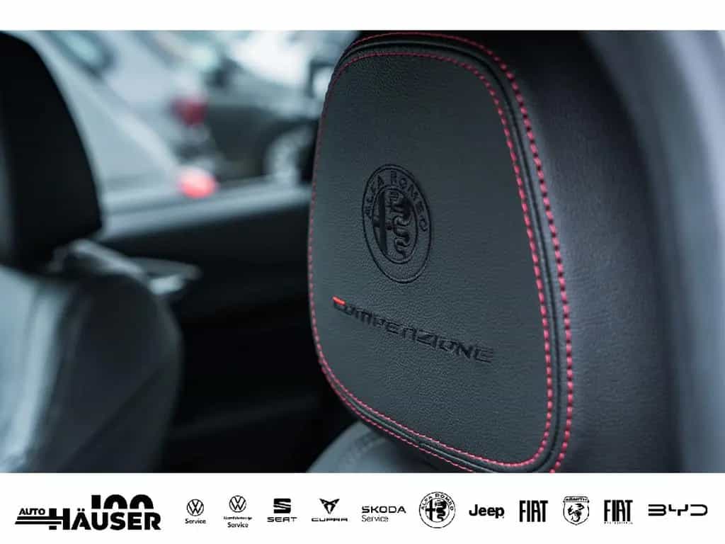 Alfa Romeo Giulia Competizione MY23 2.0 Turbo AT8 Q4 HARMAN 02/2023-photo-24