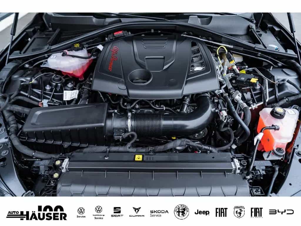 Alfa Romeo Giulia Competizione MY23 2.0 Turbo AT8 Q4 HARMAN 02/2023-photo-25