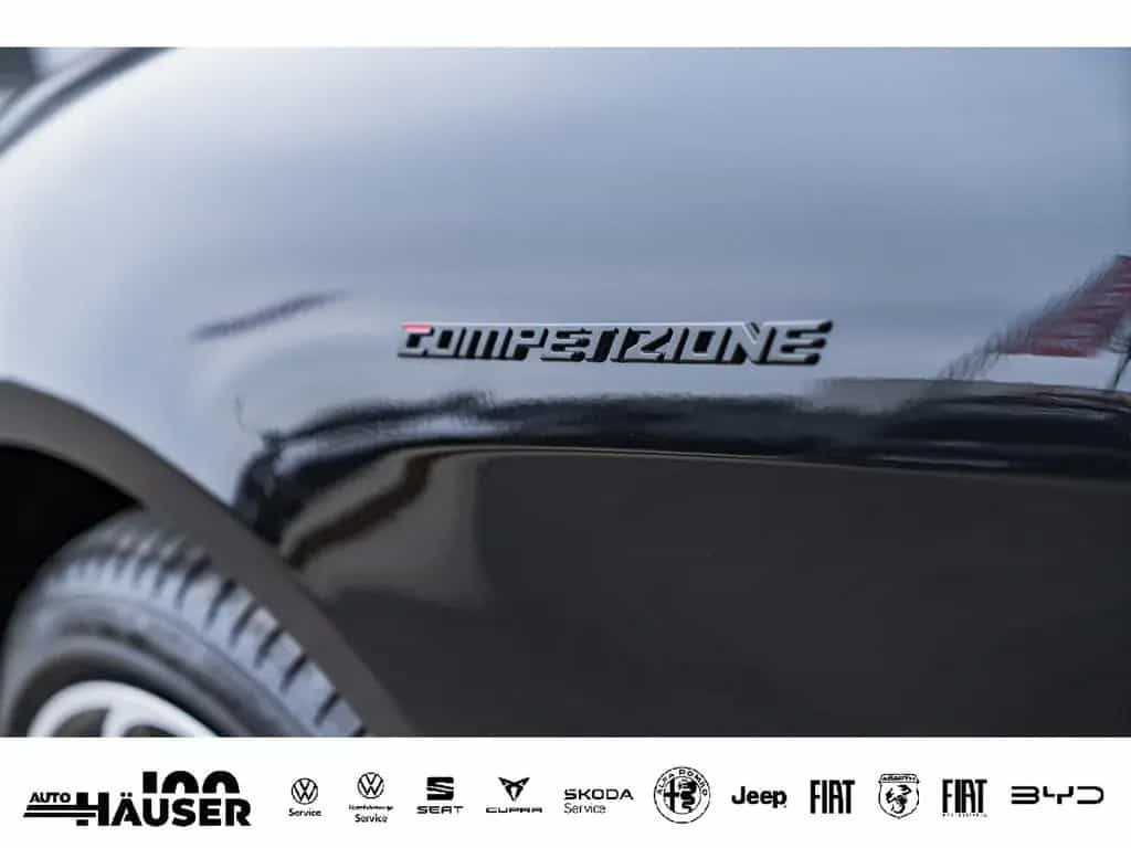 Alfa Romeo Giulia Competizione MY23 2.0 Turbo AT8 Q4 HARMAN 02/2023-photo-7