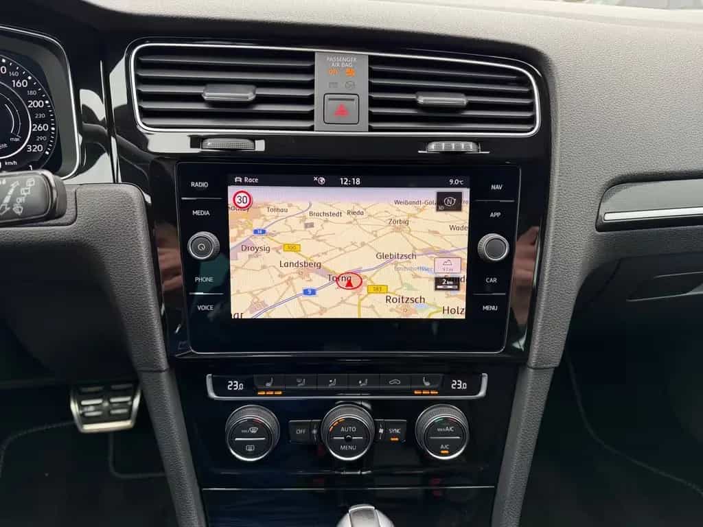 Volkswagen Golf VII Variant 2.0 R 4Motion LED Navi Kamera 12/2019-photo-21