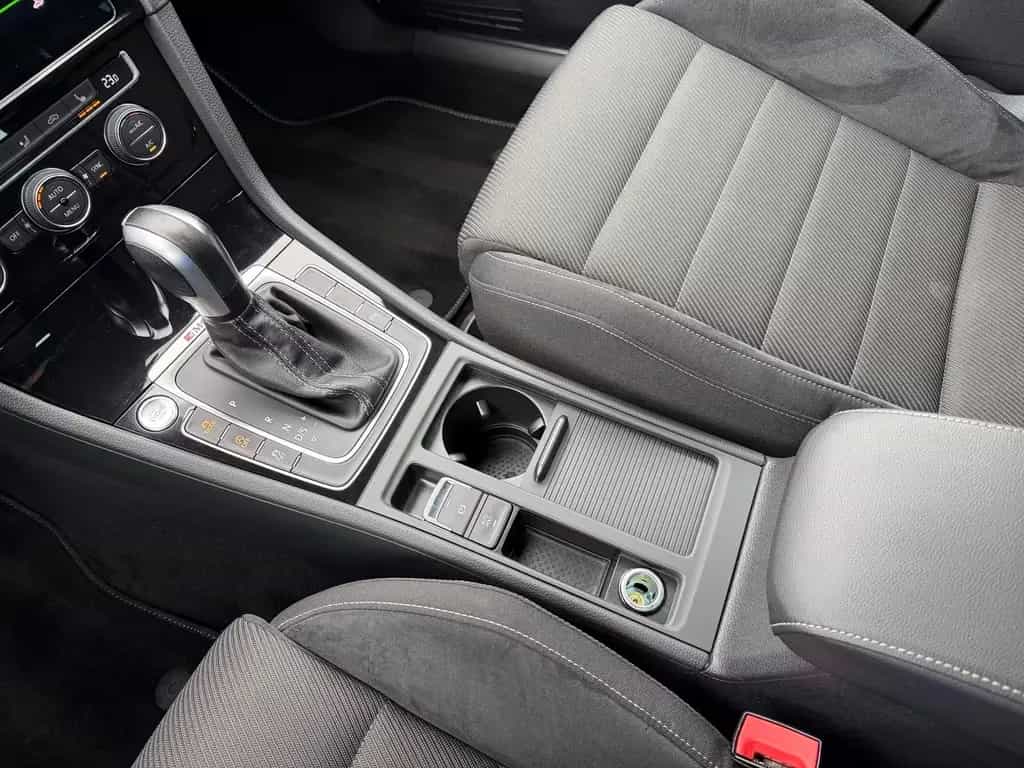 Volkswagen Golf VII Variant 2.0 R 4Motion LED Navi Kamera 12/2019-photo-28