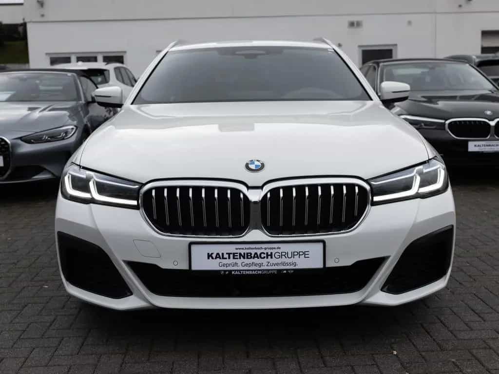 BMW 5 Series 520d Touring M-Sport FACEL. HUD LASER LED ACC 10/2022-photo-1