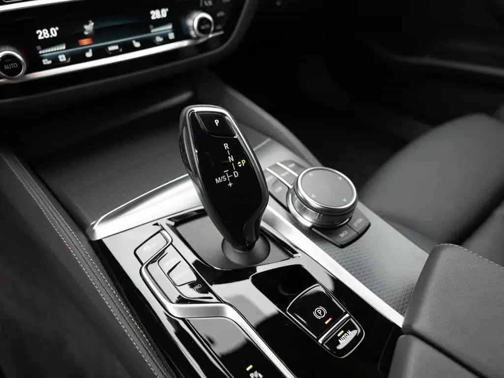 BMW 5 Series 520d Touring M-Sport FACEL. HUD LASER LED ACC 10/2022-photo-16