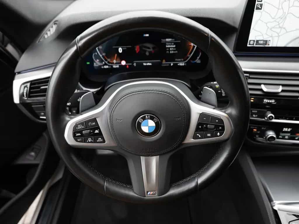 BMW 5 Series 520d Touring M-Sport FACEL. HUD LASER LED ACC 10/2022-photo-9