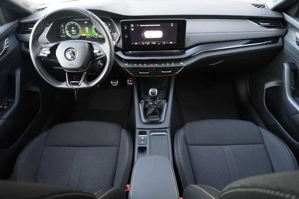 Skoda Octavia Combi 1.5 TSI Style Navi LED Sitzheizung 11/2020-photo-10