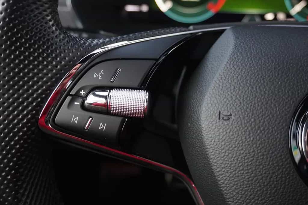 Skoda Octavia Combi 1.5 TSI Style Navi LED Sitzheizung 11/2020-photo-14