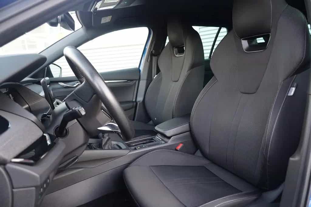 Skoda Octavia Combi 1.5 TSI Style Navi LED Sitzheizung 11/2020-photo-27