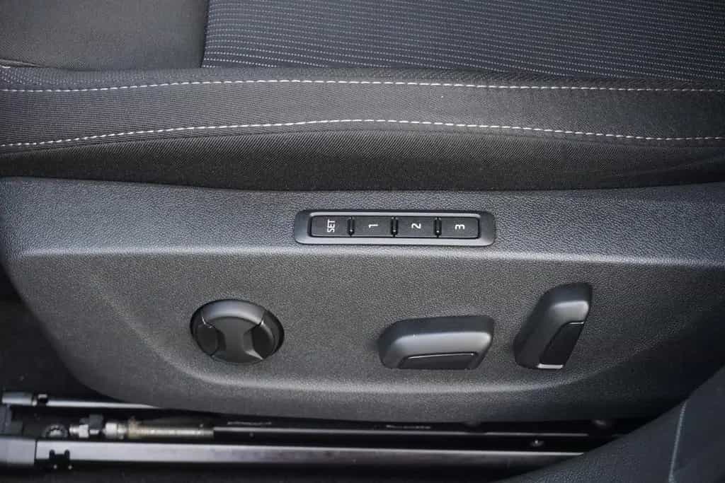 Skoda Octavia Combi 1.5 TSI Style Navi LED Sitzheizung 11/2020-photo-28