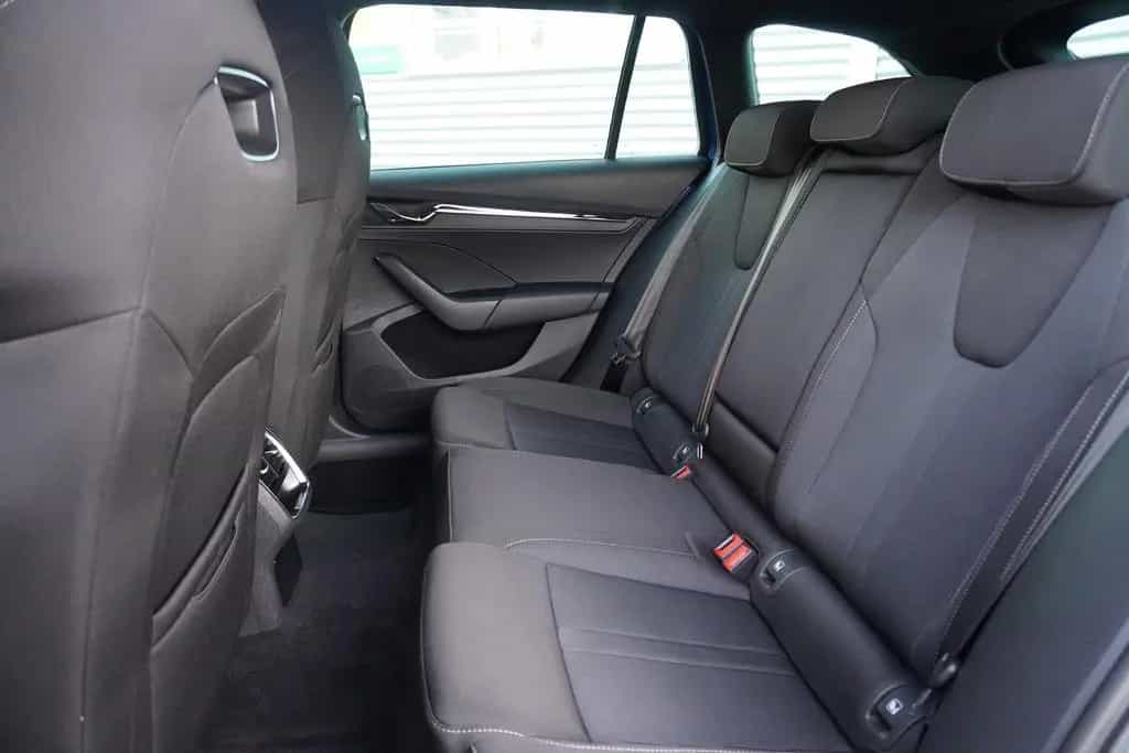 Skoda Octavia Combi 1.5 TSI Style Navi LED Sitzheizung 11/2020-photo-29