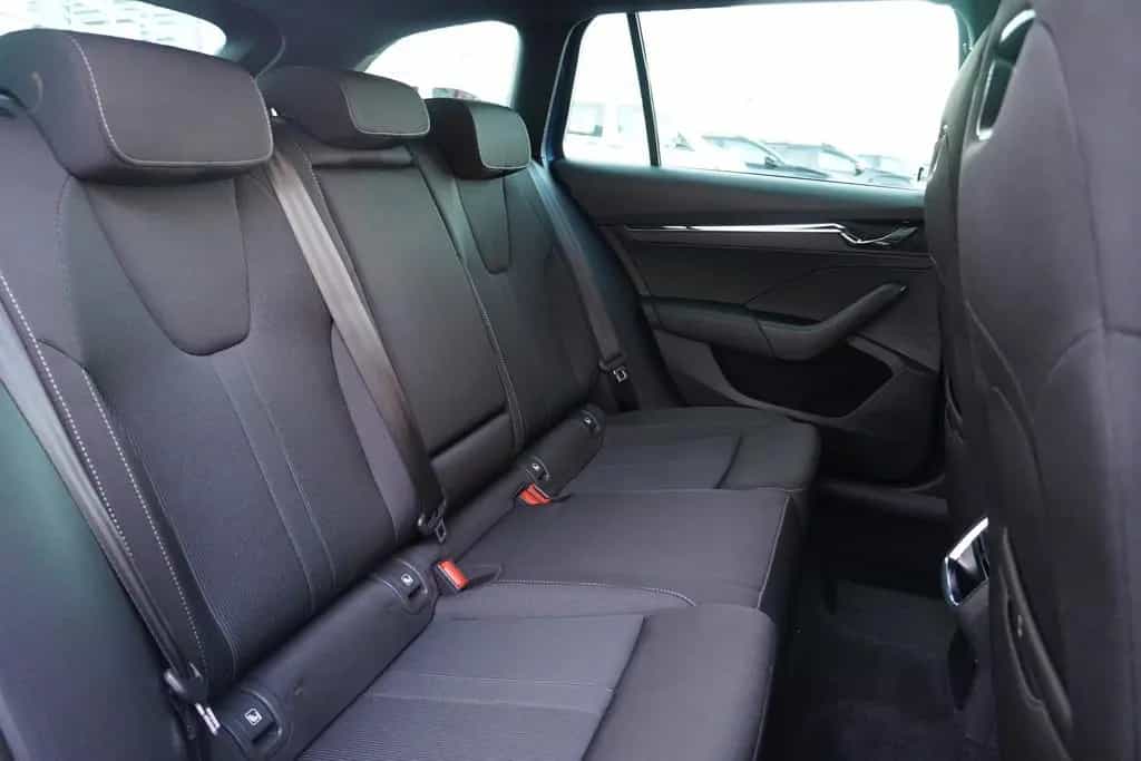 Skoda Octavia Combi 1.5 TSI Style Navi LED Sitzheizung 11/2020-photo-30