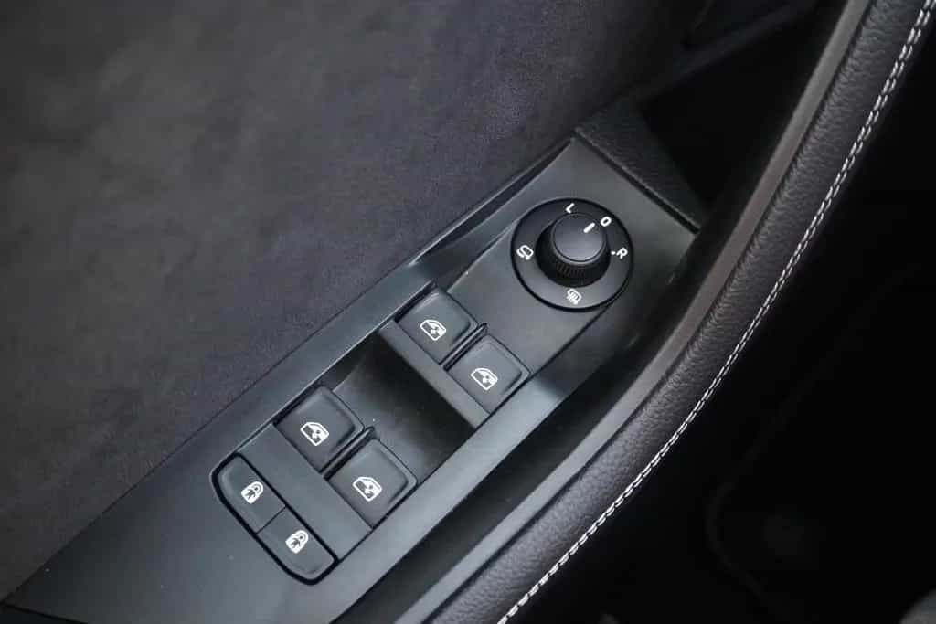 Skoda Superb Combi 2.0 TSI Sportline DSG LED DCC PDC 10/2021-photo-19