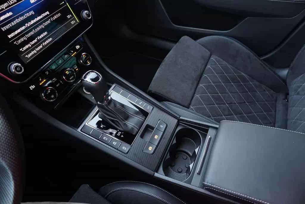 Skoda Superb Combi 2.0 TSI Sportline DSG LED DCC PDC 10/2021-photo-25