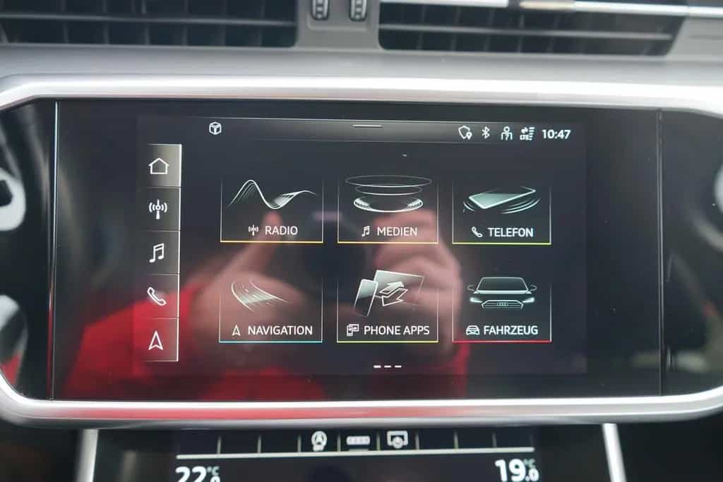 Audi A6 Avant 40 TDI sport LED Navi DAB ACC PDC AHK 02/2021-photo-22