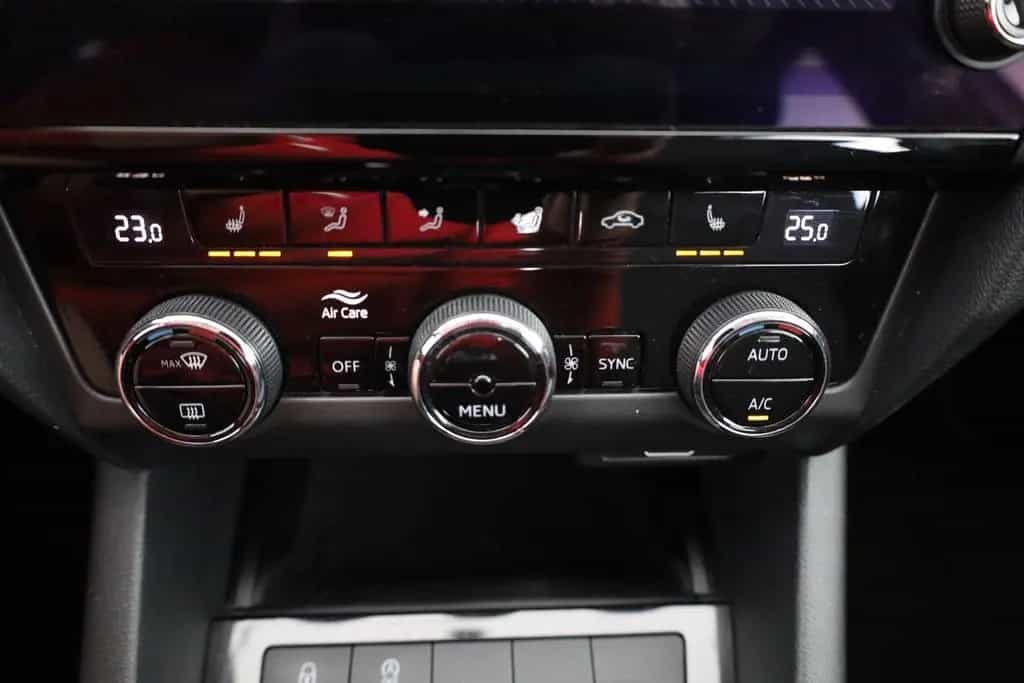 Skoda Octavia Combi 1.0 TSI LED SmartLink Sitzheizung 02/2019-photo-11