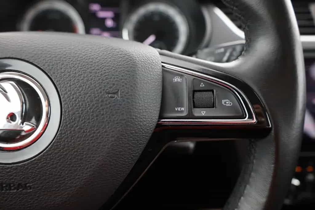 Skoda Octavia Combi 1.0 TSI LED SmartLink Sitzheizung 02/2019-photo-16