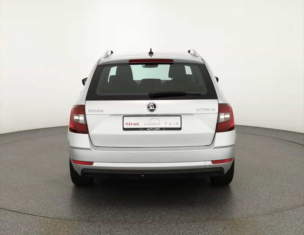 Skoda Octavia Combi 1.0 TSI LED SmartLink Sitzheizung 02/2019-photo-3
