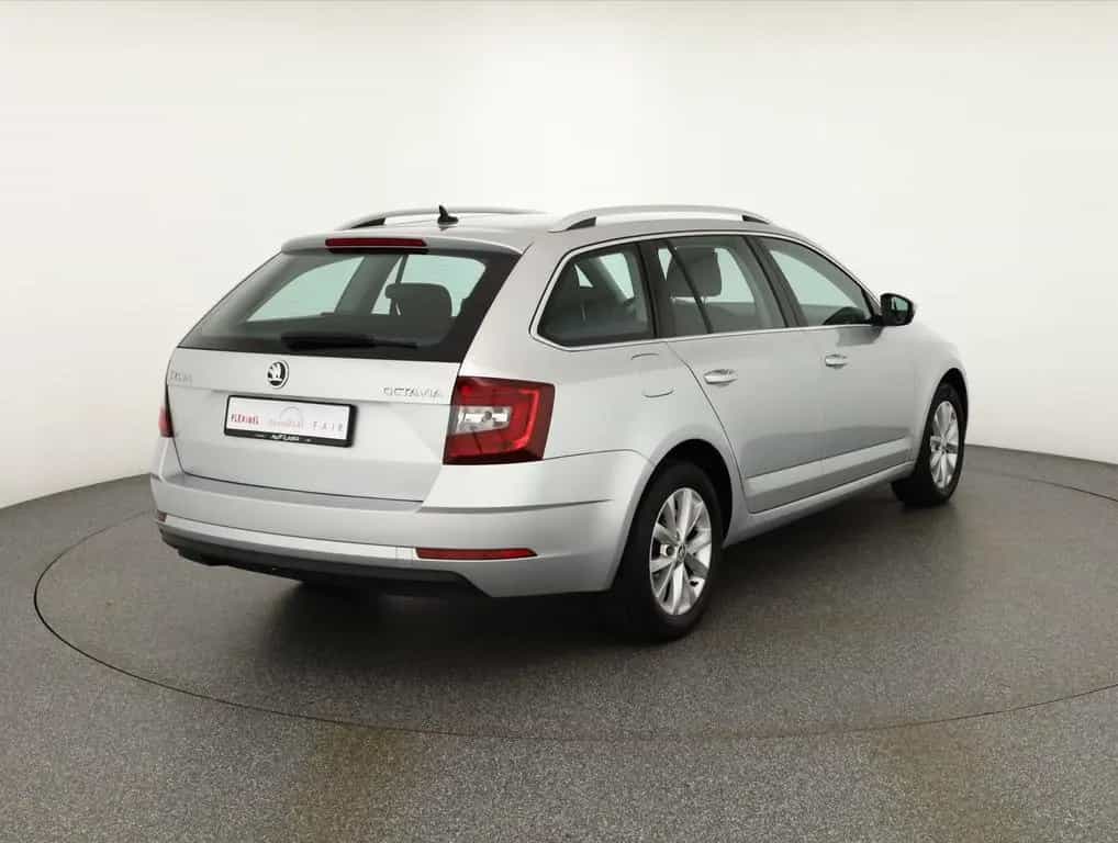 Skoda Octavia Combi 1.0 TSI LED SmartLink Sitzheizung 02/2019-photo-4