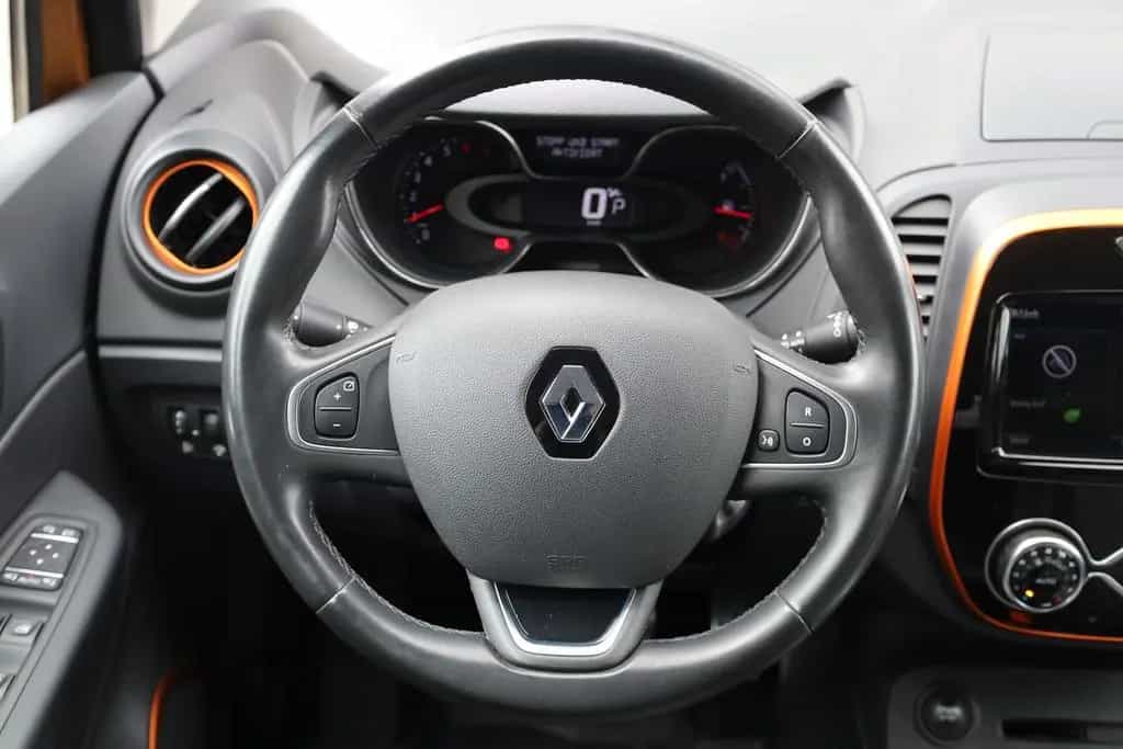 Renault Captur 1.2 TCE 120 EDC Totwinkel Tempomat Kamera 04/2019-photo-19