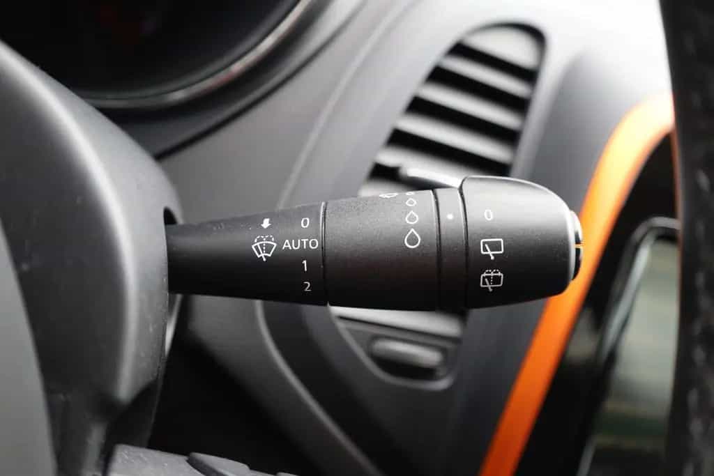 Renault Captur 1.2 TCE 120 EDC Totwinkel Tempomat Kamera 04/2019-photo-22