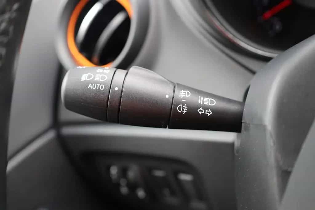 Renault Captur 1.2 TCE 120 EDC Totwinkel Tempomat Kamera 04/2019-photo-24