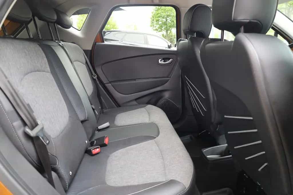 Renault Captur 1.2 TCE 120 EDC Totwinkel Tempomat Kamera 04/2019-photo-31
