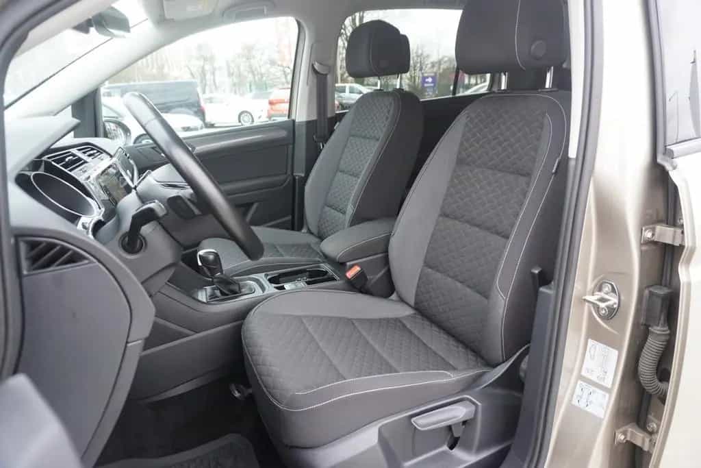 Volkswagen Touran 1.5 TSI Join DSG LED Navi ACC AHK Kamera 02/2019-photo-10
