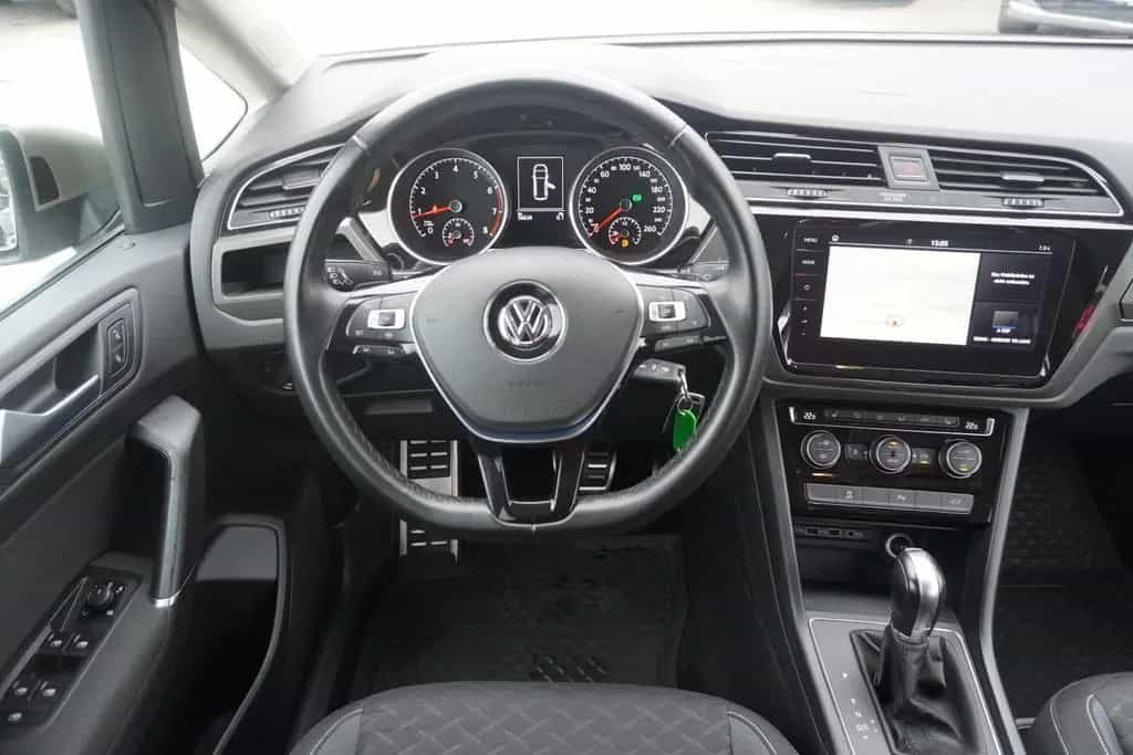 Volkswagen Touran 1.5 TSI Join DSG LED Navi ACC AHK Kamera 02/2019-photo-16
