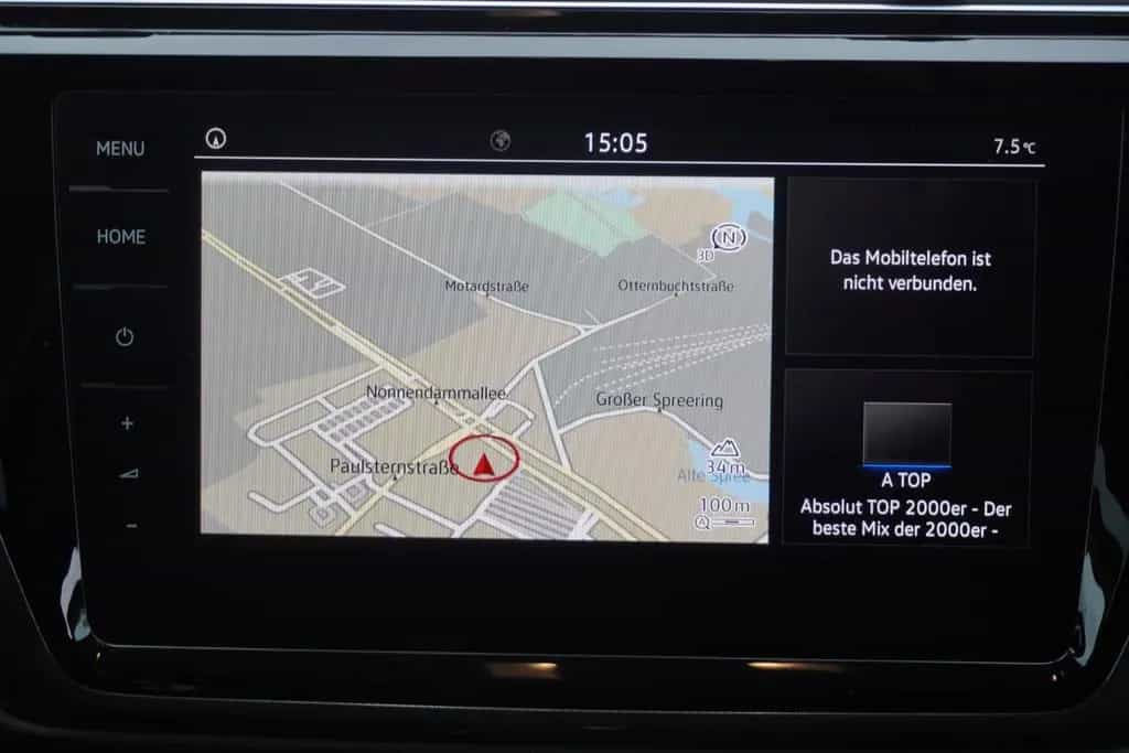 Volkswagen Touran 1.5 TSI Join DSG LED Navi ACC AHK Kamera 02/2019-photo-18