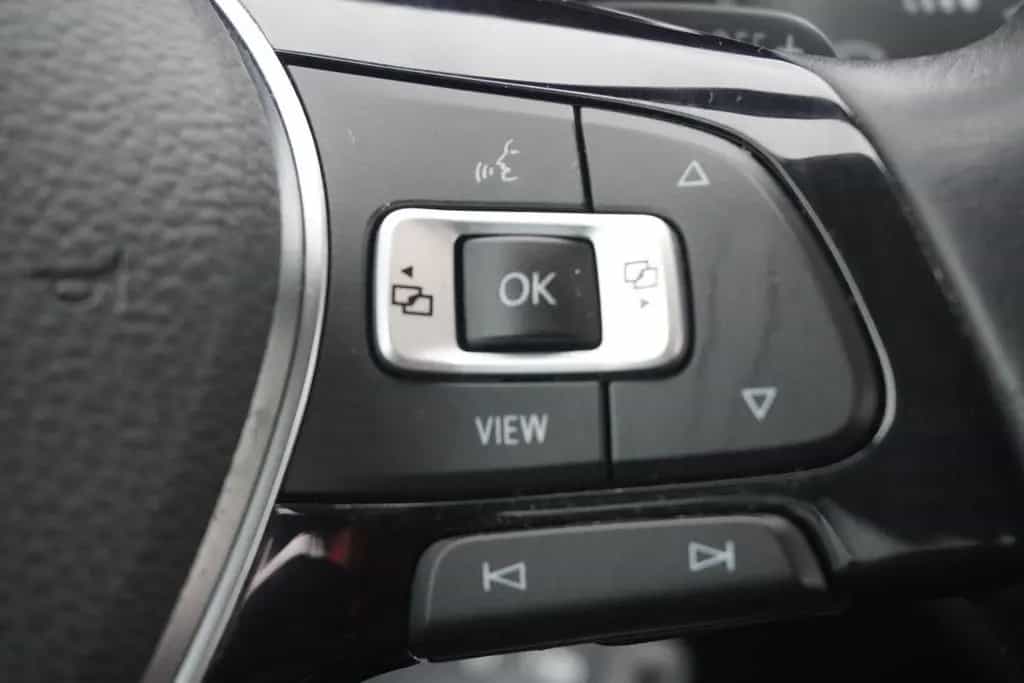 Volkswagen Touran 1.5 TSI Join DSG LED Navi ACC AHK Kamera 02/2019-photo-21