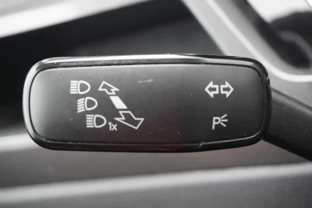Volkswagen Touran 1.5 TSI Join DSG LED Navi ACC AHK Kamera 02/2019-photo-24
