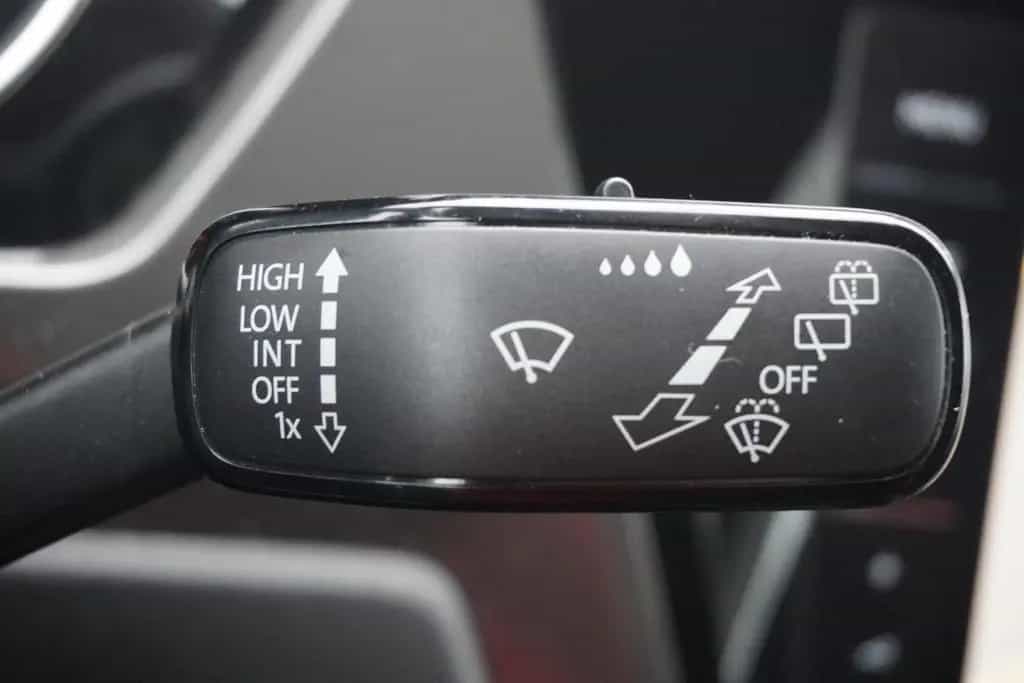 Volkswagen Touran 1.5 TSI Join DSG LED Navi ACC AHK Kamera 02/2019-photo-25