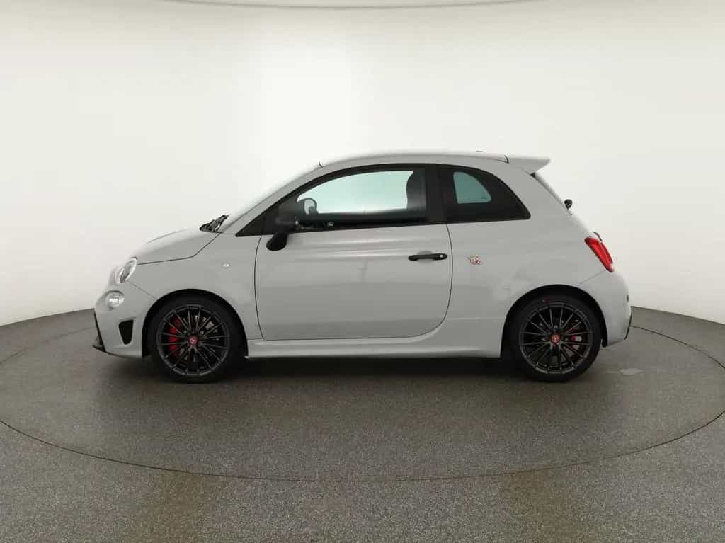 Abarth 695 1.4 T-Jet 16V Sabelt Beats Record Monza 09/2022-photo-1