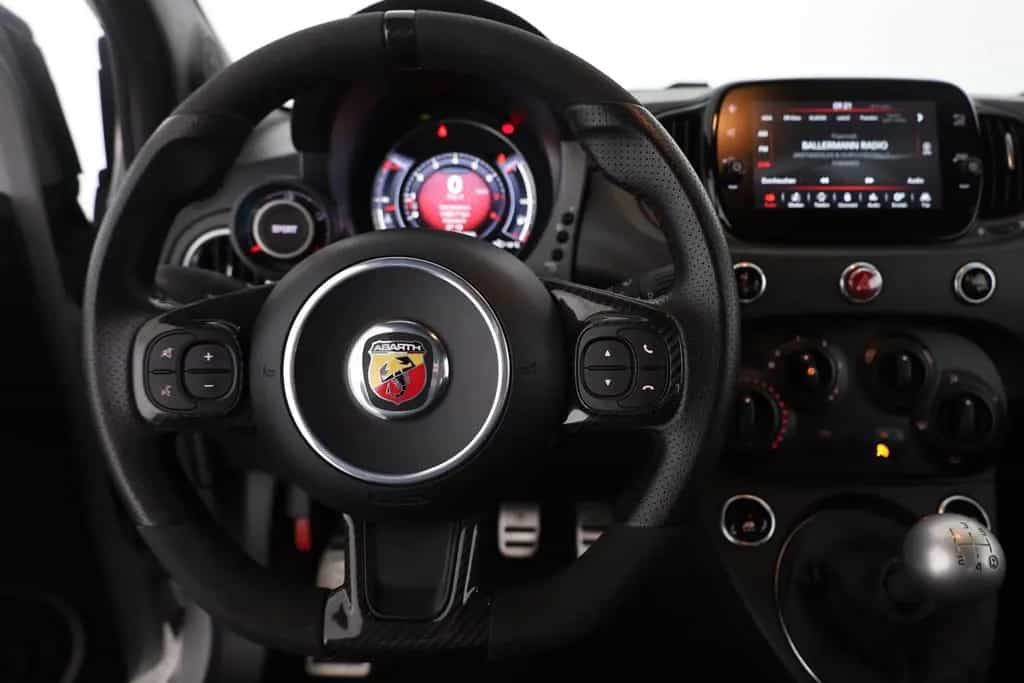 Abarth 695 1.4 T-Jet 16V Sabelt Beats Record Monza 09/2022-photo-15