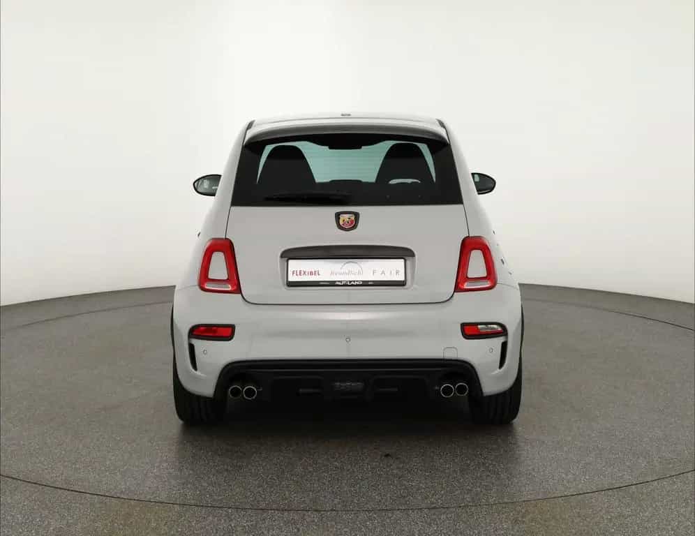 Abarth 695 1.4 T-Jet 16V Sabelt Beats Record Monza 09/2022-photo-3