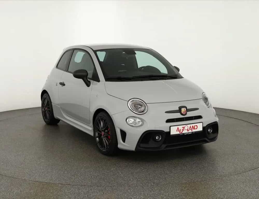 Abarth 695 1.4 T-Jet 16V Sabelt Beats Record Monza 09/2022-photo-6