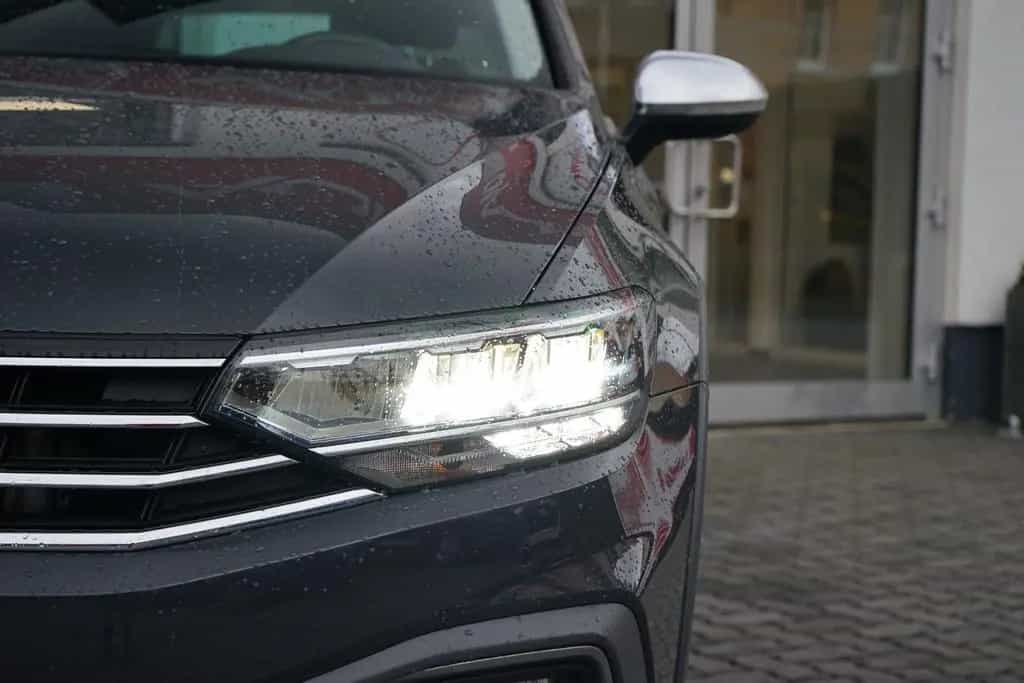 Volkswagen Passat Variant 2.0 TDI Alltrack 4Motion LED ACC 09/2020-photo-28