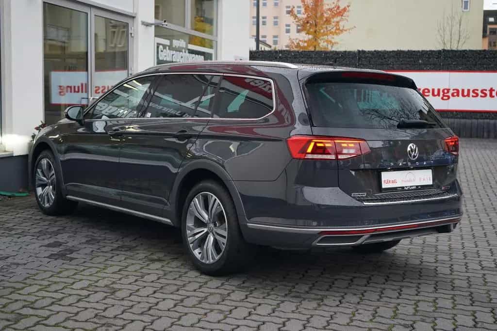 Volkswagen Passat Variant 2.0 TDI Alltrack 4Motion LED ACC 09/2020-photo-3