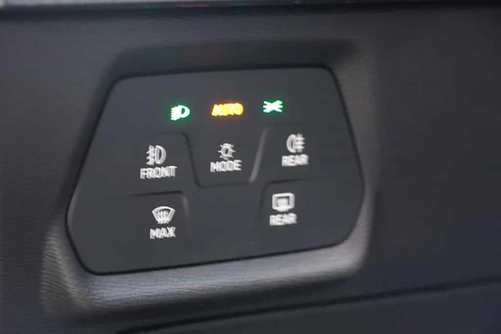 Seat Leon 1.5 TSI Style LED ACC Spurhalte Navi Kamera 02/2022-photo-10