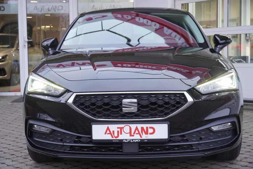 Seat Leon 1.5 TSI Style LED ACC Spurhalte Navi Kamera 02/2022-photo-5