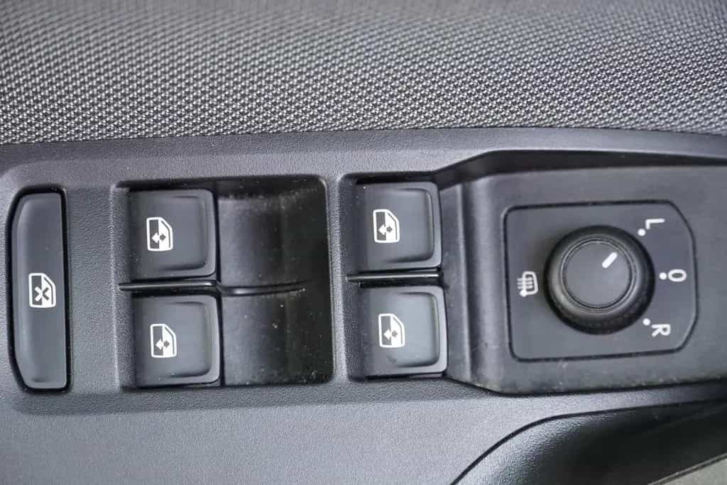 Seat Leon 1.5 TSI Style LED ACC Spurhalte Navi Kamera 02/2022-photo-9