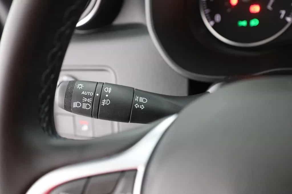 Dacia Duster 1.3 TCe 150 LED Kamera Sitzheizung Navi 05/2022-photo-16