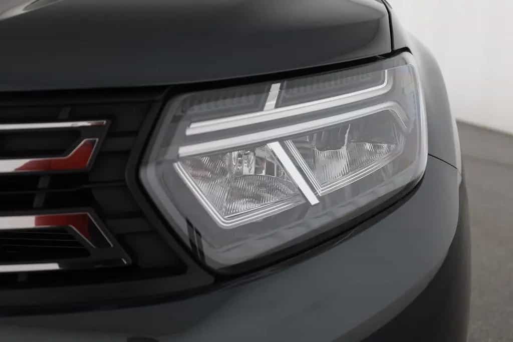 Dacia Duster 1.3 TCe 150 LED Kamera Sitzheizung Navi 05/2022-photo-25