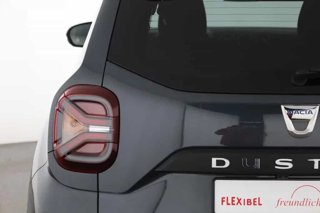 Dacia Duster 1.3 TCe 150 LED Kamera Sitzheizung Navi 05/2022-photo-26