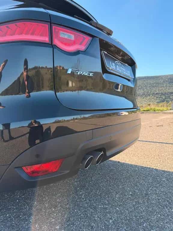 Jaguar F-Pace 2.0 D 180 CV FINANZIABILE 02/2020-photo-1