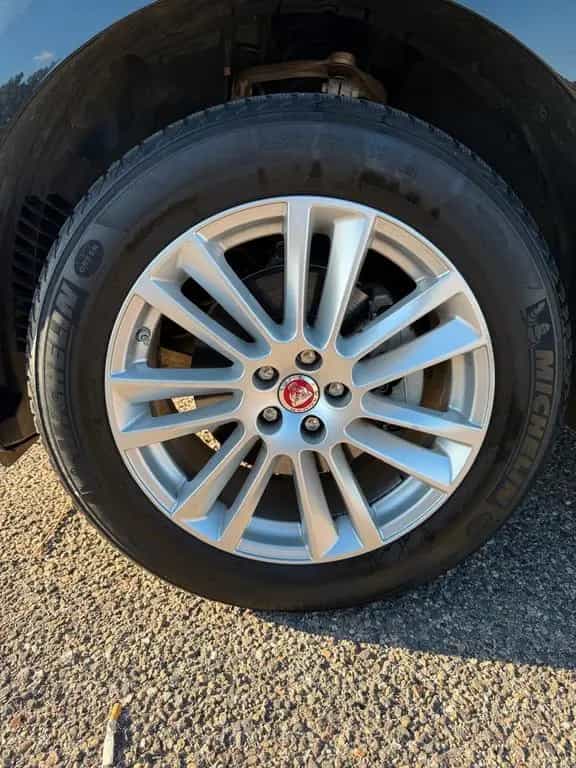 Jaguar F-Pace 2.0 D 180 CV FINANZIABILE 02/2020-photo-7