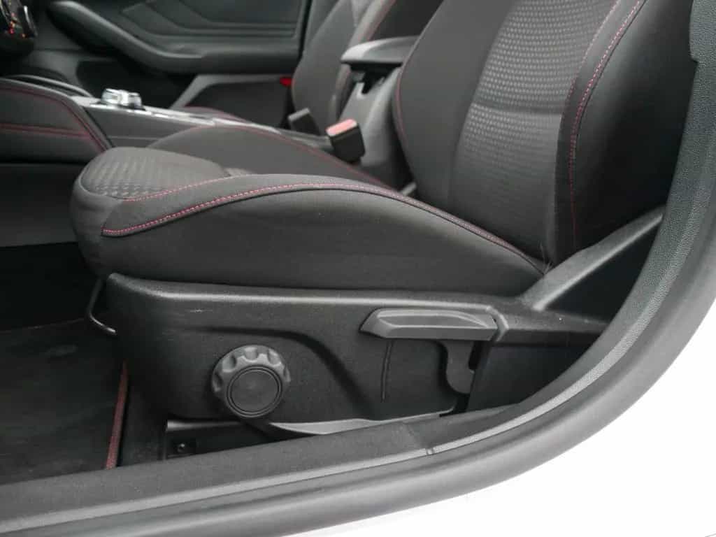 Ford Focus 1.5 EcoBoost ST-Line X NAVI KAMERA 10/2020-photo-12