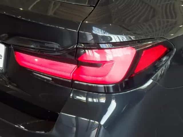 BMW 5 Series 520 d xDrive Touring M Sport H&K+Temp+Navi 01/2022-photo-6