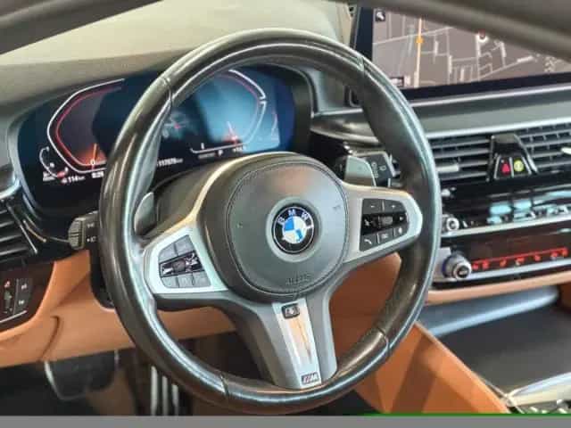 BMW 5 Series 520 d xDrive Touring M Sport H&K+Temp+Navi 01/2022-photo-9