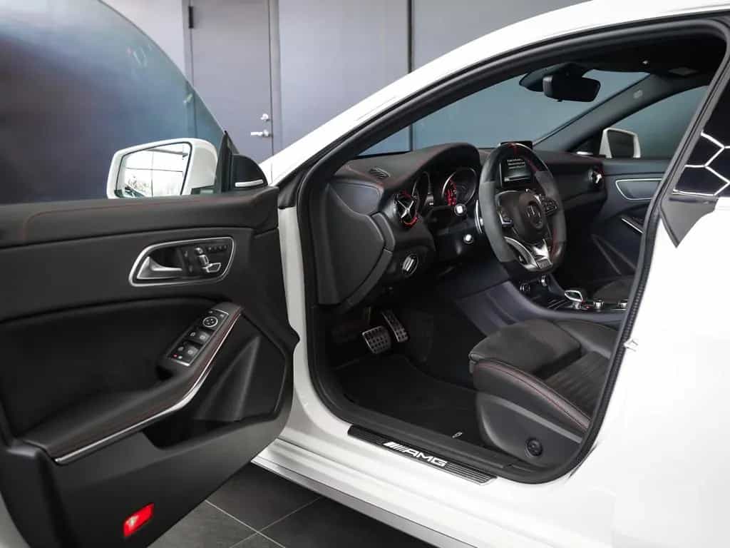 Mercedes-Benz CLA-Class Shooting Brake CLA 45 AMG 4Matic 07/2017-photo-5