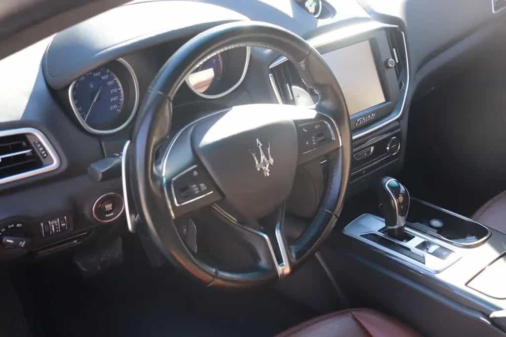 Maserati Ghibli V6 Diesel 02/2016-photo-11